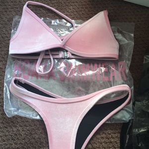 Hoaka bathing suit size small